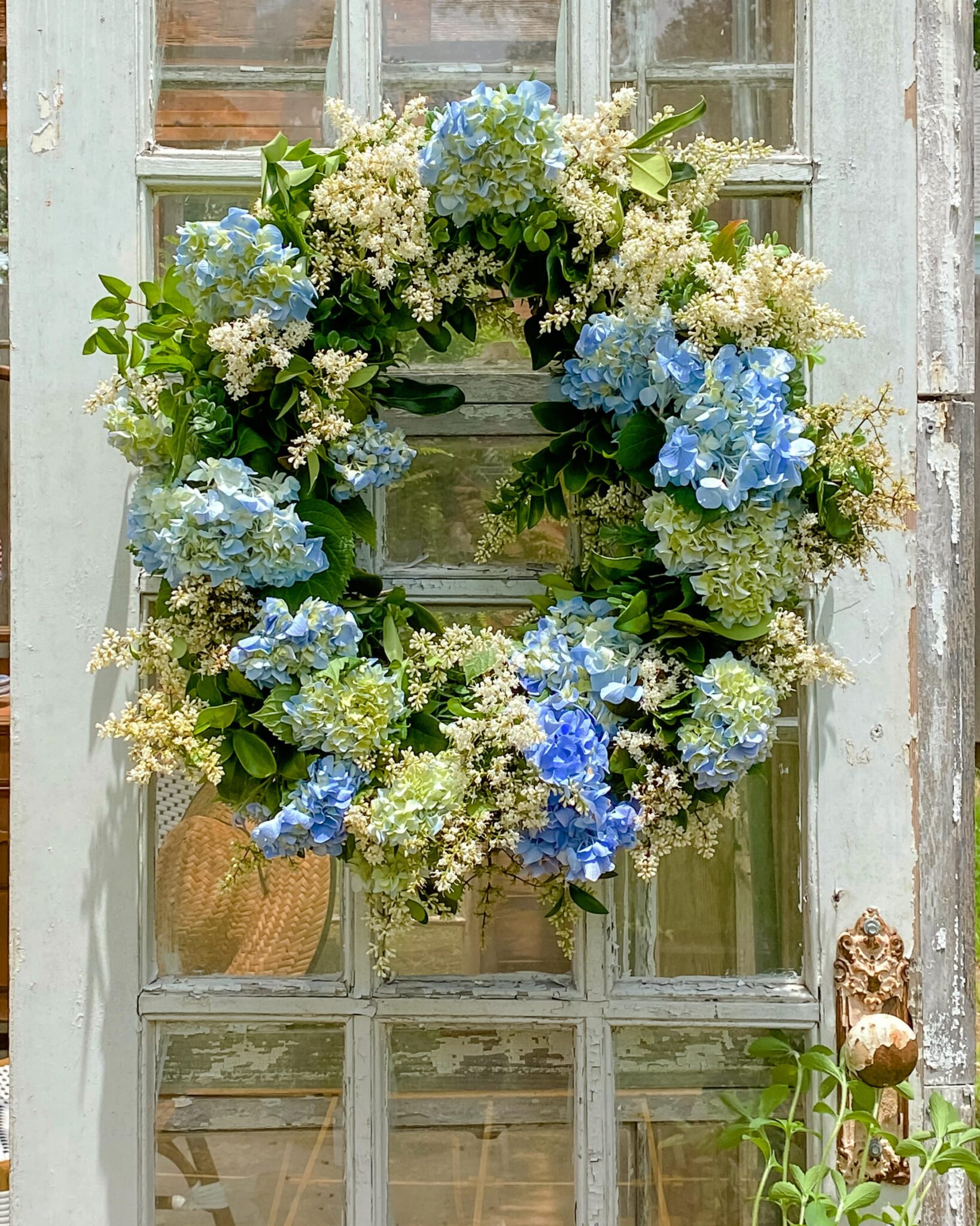 Summer Entertaining Decor Ideas - Simply Southern Cottage