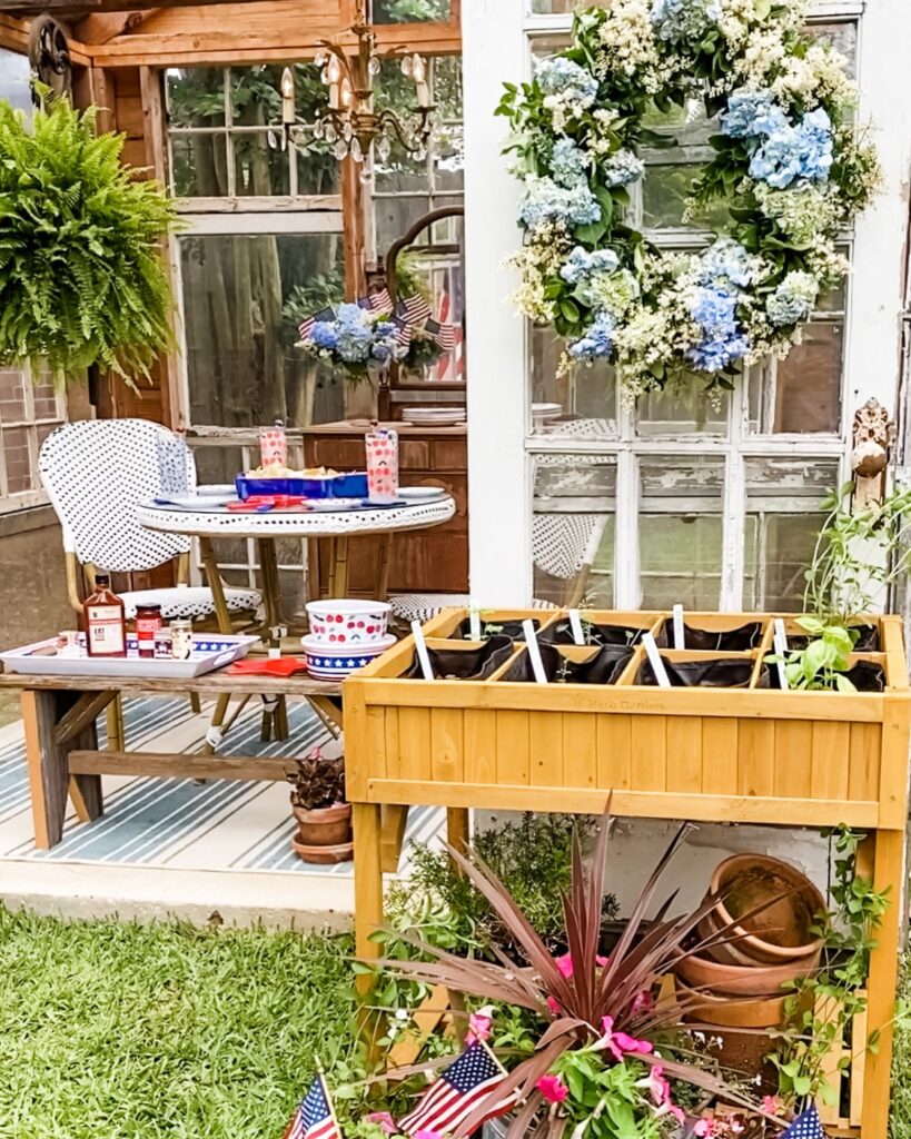 Summer Entertaining Decor Ideas - Simply Southern Cottage