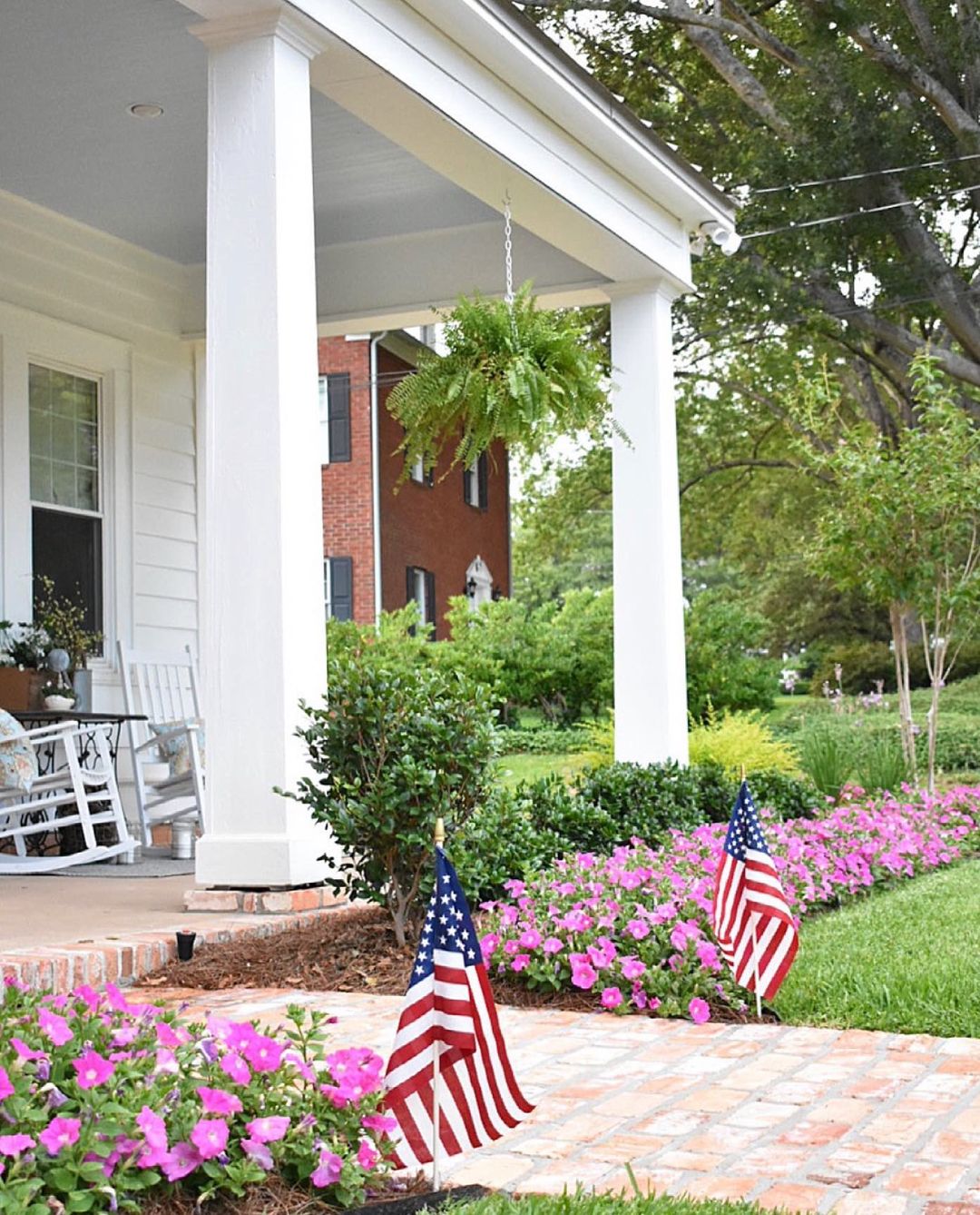 Simply Southern Cottage - Trailing Vinca Cora Cascades - Flowers - Shrubs - Yard - Garden 