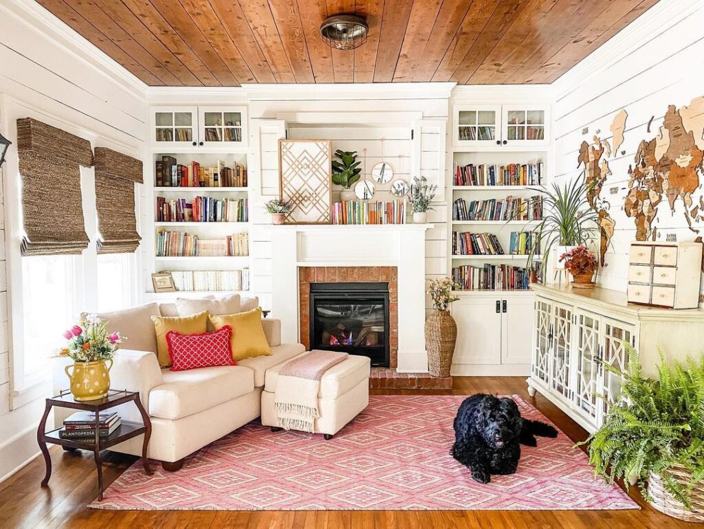 Simply Southern Cottage: Cozy Cottage Living Room 