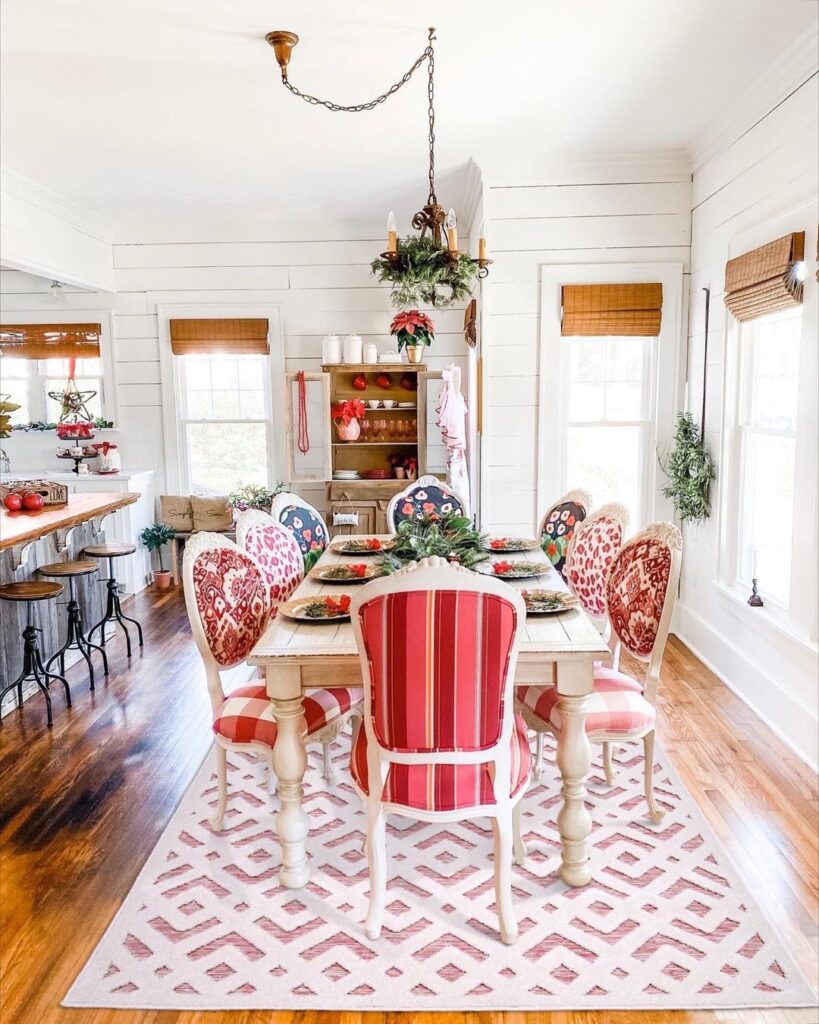 Simply Southern Cottage: Christmas Tablescape 