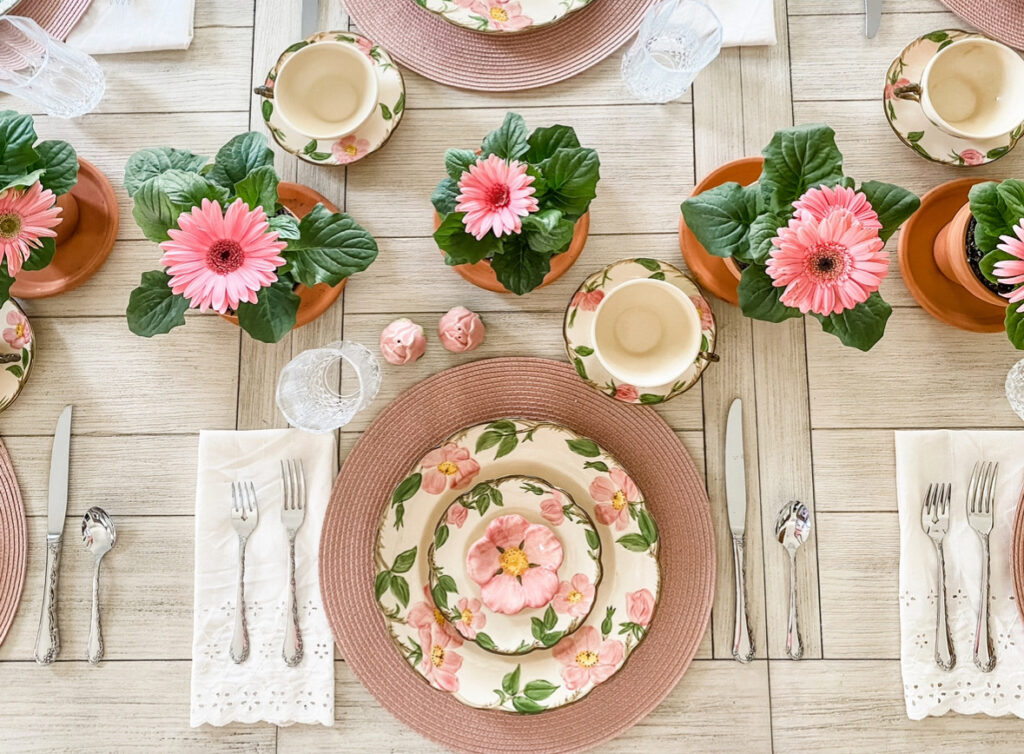 Simply Southern Cottage: Franciscan Desert Rose Dishes