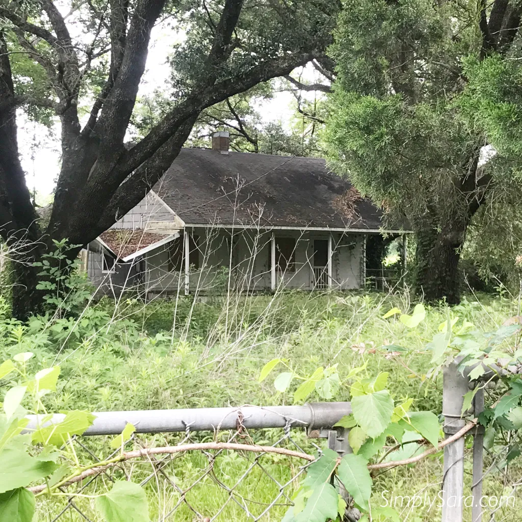 Simply Southern Cottage: Abandoned Home in Central Louisiana