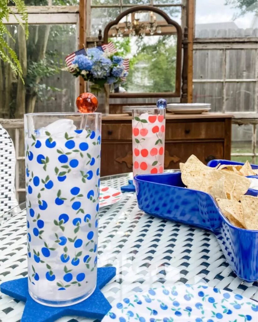 With summer hosting Memorial Day, several backyard barbecues, and the 4th of July, it's the perfect opportunity to host friends and family.