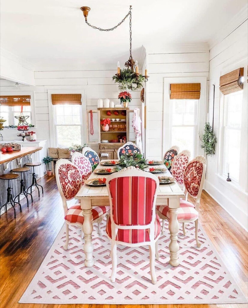 Simply Southern Cottage - Colorful Cottages Tour