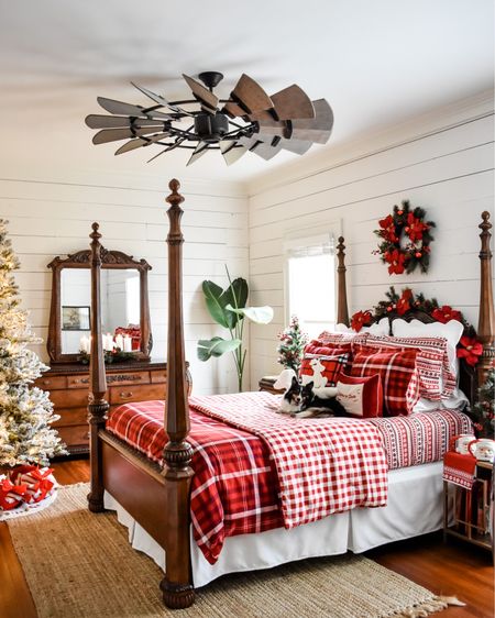 Simply Southern Cottage Decorating for the Christmas Season